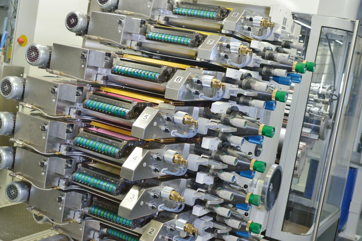 Teil einer Produktionslinie zur Herstellung von Aluminium Aerosol Behältern