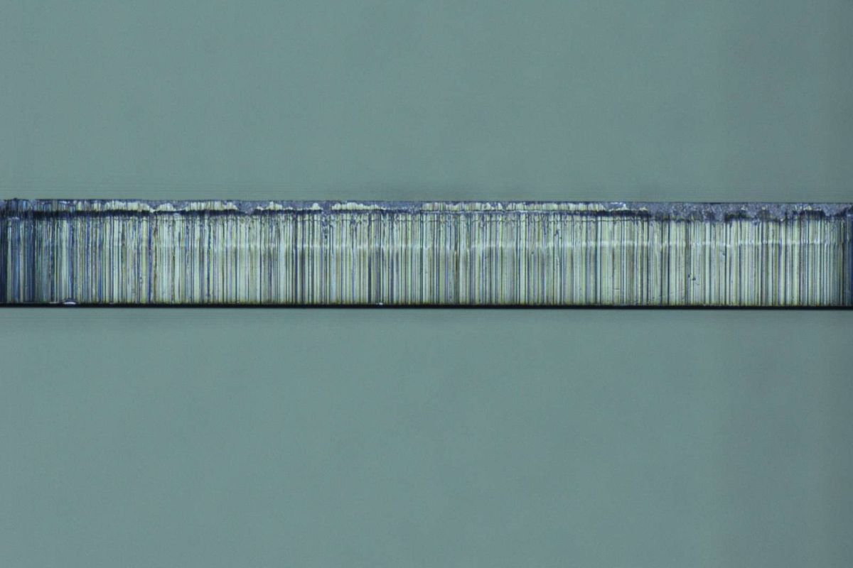 Federstahl (Materialnummer 1.4310) mit einer Banddicke von 0,3mm